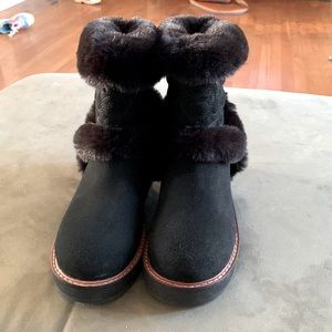 Authentic COACH IZZIE SIG SUEDE BOOT Black  women’s size 7.5  B Logo CC